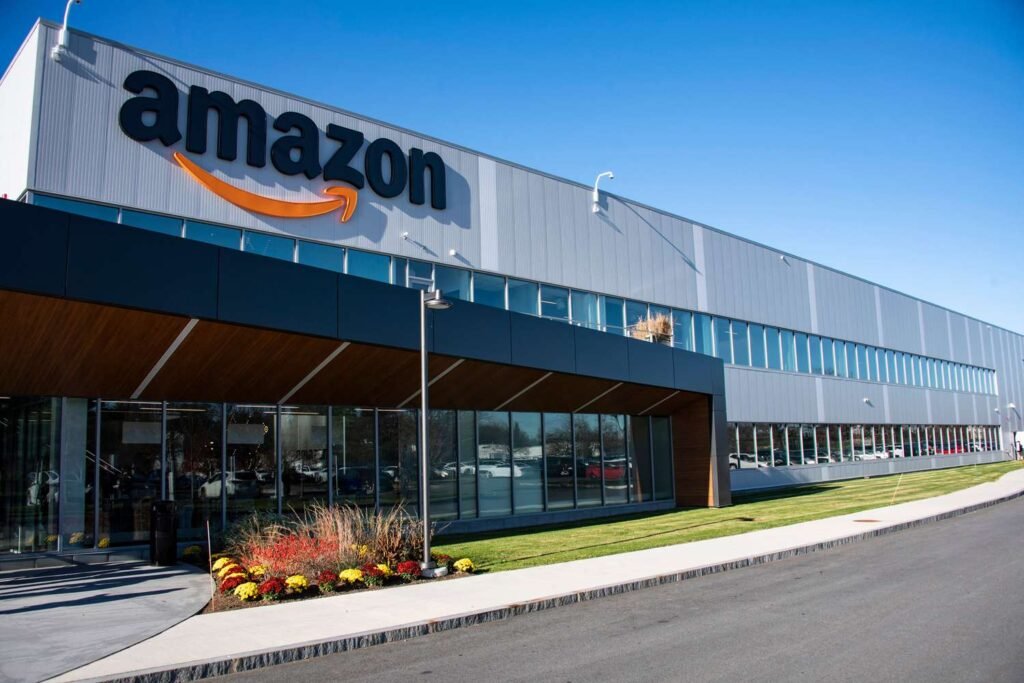 Amazon Jobs Career with usjobshub.com-Find the Best Jobs in the United States of America.